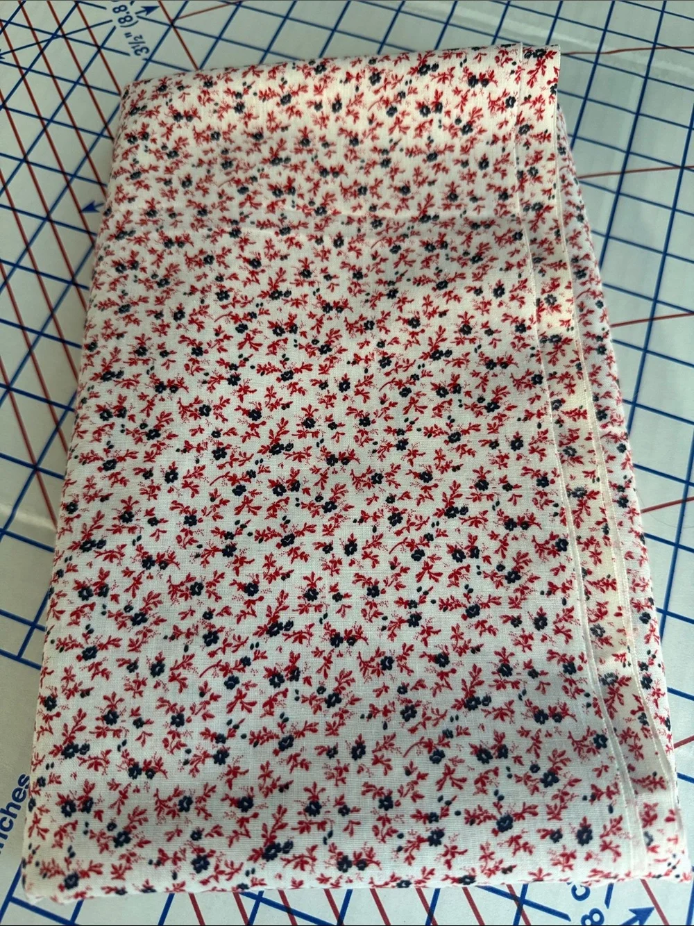 Vintage 1970s Calico Fabric 3 Yards Red Navy Floral Cream Cotton Blend 44”
